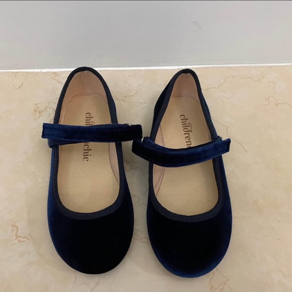 ChildrenChic Navy Blue Velvet Mary Jane Flats Toddler Size 8.5